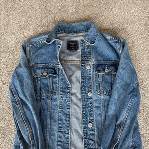 Abercrombie & Fitch Blue Denim Jacket size Small